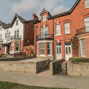 Holiday home Fairleigh, Whitby